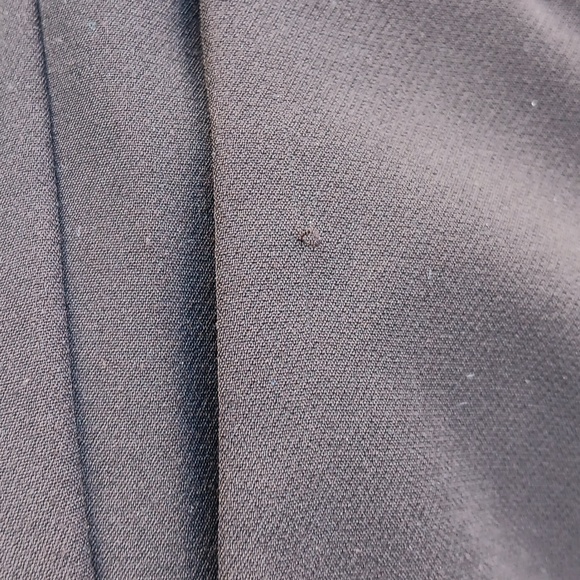 Ann Taylor‎ Capris - Size 0 - Picture 5 of 6